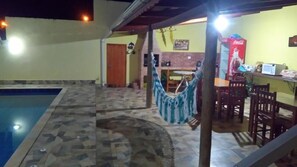 Outdoor pool - Pousada Alejandro (Cunha)