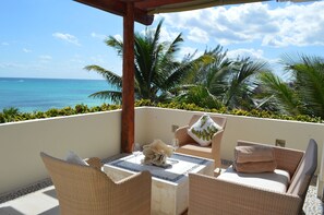 Okol C6  | Terraza o patio