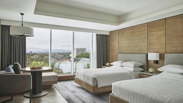 Premium bedding, free minibar, in-room safe, desk