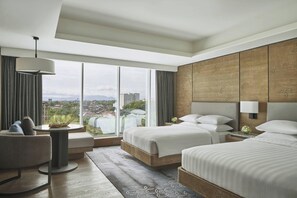 Ropa de cama de alta calidad y artículos del minibar gratis 