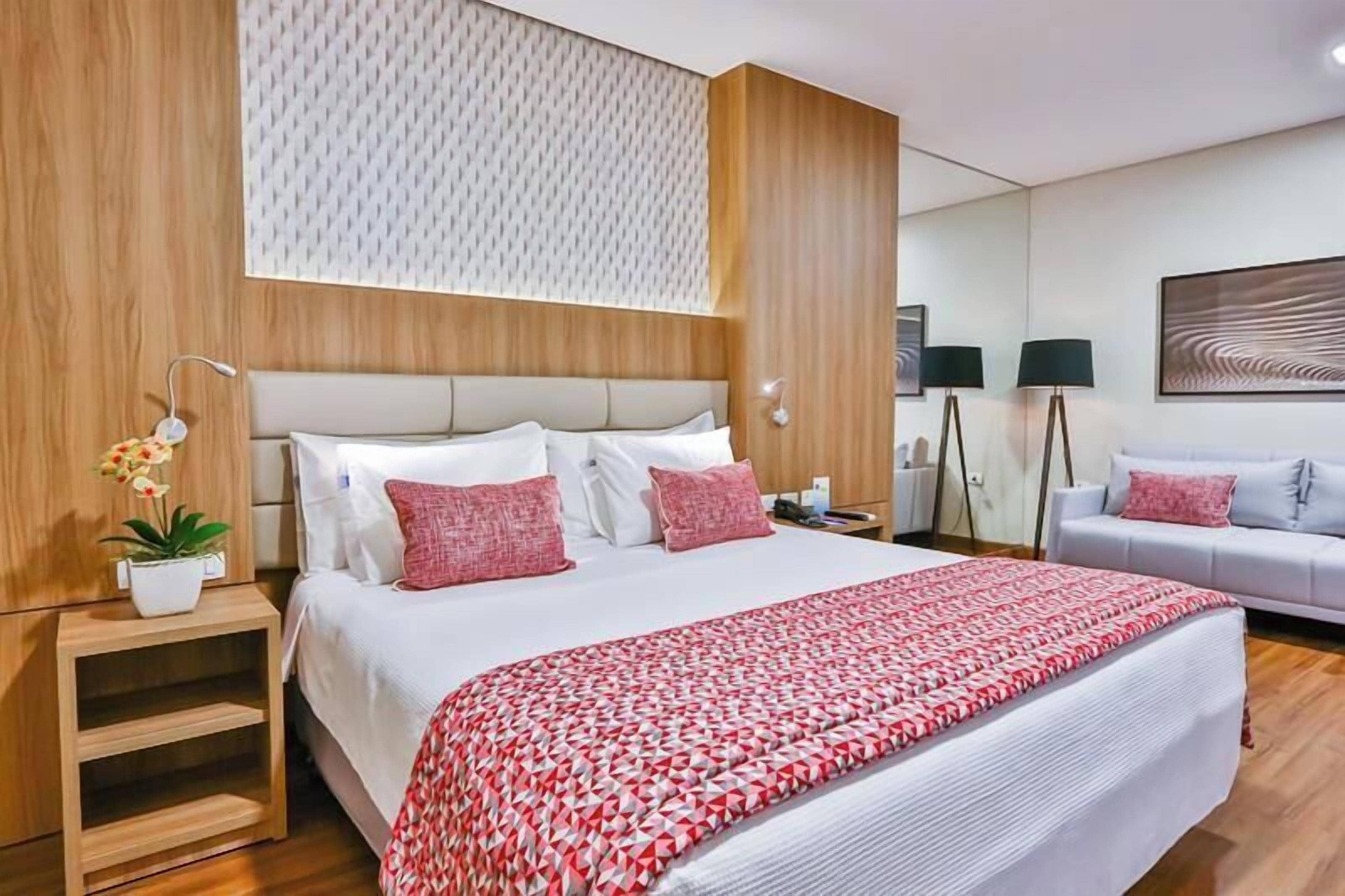 Quarto triplo superior | Frigobar, cofres nos quartos, escrivaninha