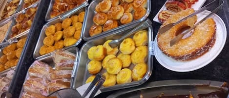 تقديم العشاء