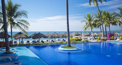 Crown Paradise Club Puerto Vallarta All Inclusive