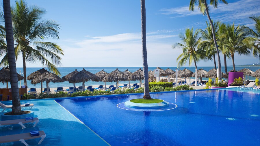 Crown Paradise Club Puerto Vallarta All Inclusive