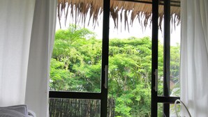 Vorona Room 