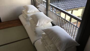 Quarto (3 Person Ondol Room) | Roupas de cama premium, Wi-Fi de cortesia, roupa de cama