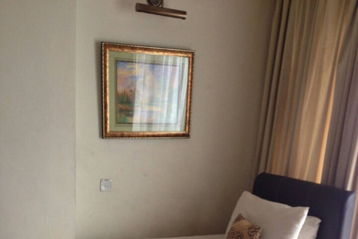 Iron/ironing board, free WiFi
