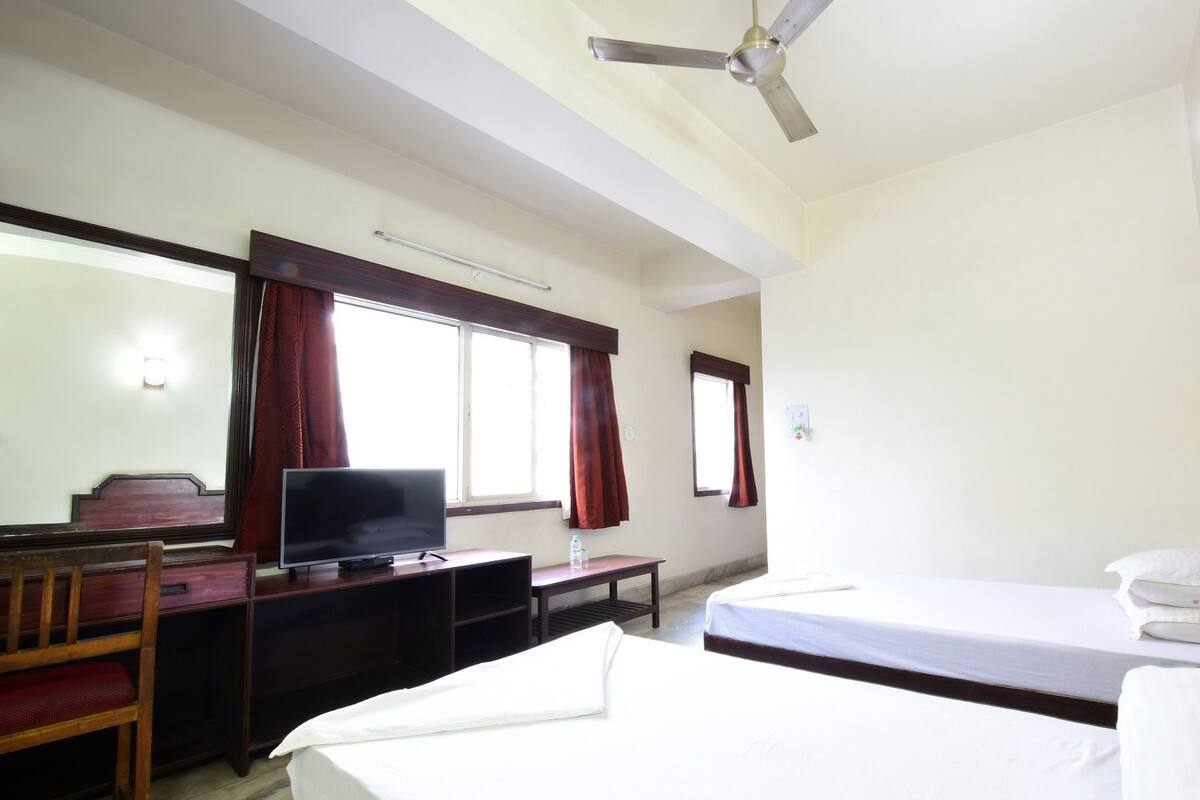 Escritorio, camas plegables/adicionales y wifi gratis