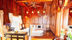 Villa romántica | 5 habitaciones, caja de seguridad en la habitación y escritorio 
