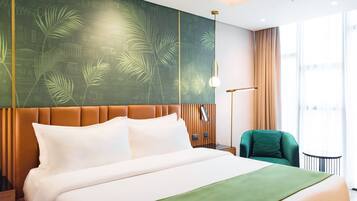 Chambre Premium, 1 trĂšs grand lit, vue ville | 1 chambre, minibar, coffres-forts dans les chambres