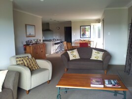 Televisión de pantalla plana, chimenea