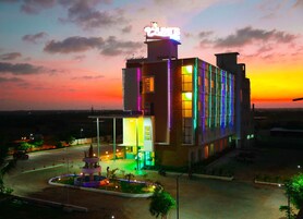 Fachada del alojamiento - Noche