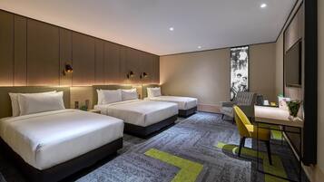 Quarto família (12 hours, Room Only) | Roupas de cama premium, escrivaninha, Wi-Fi de cortesia