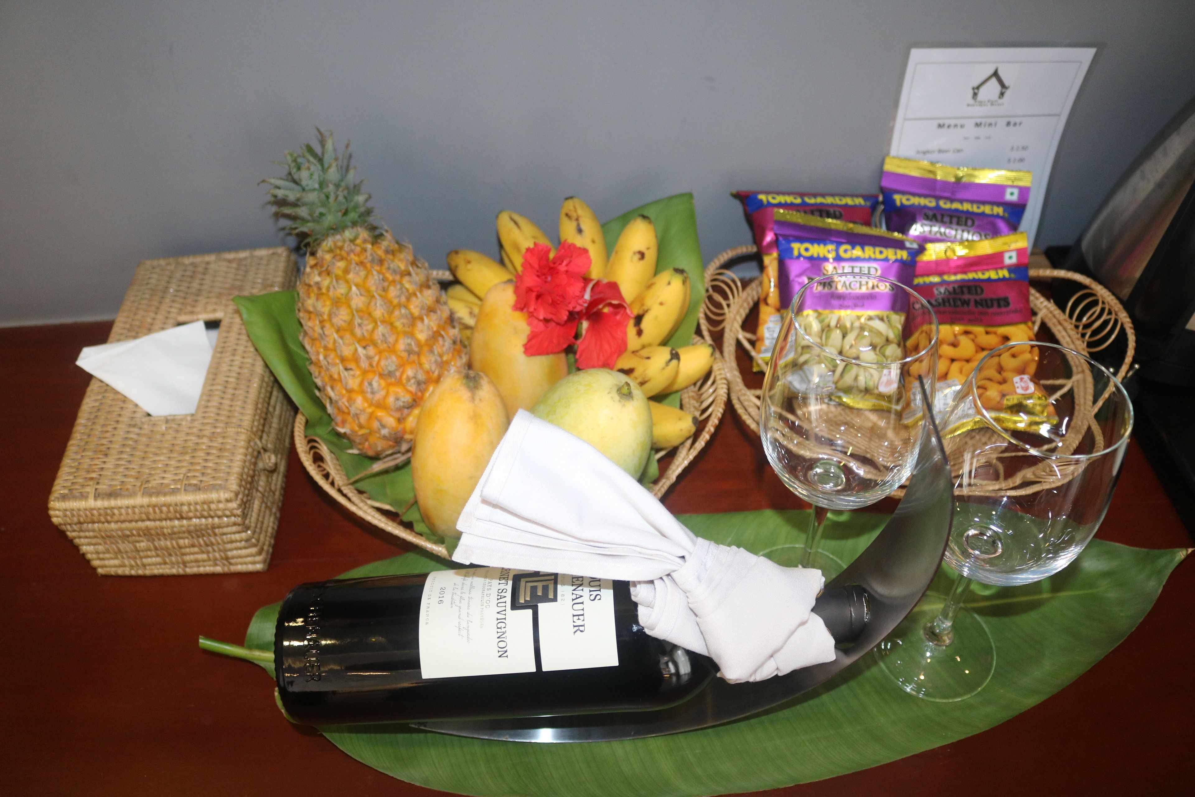 family interconnecting pool view-free pickup | 1 bedroom, minibar, in-room safe, desk