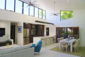 House, 4 Bedrooms | Living area | Flat-screen TV - Hilltop Views (Cannonvale)