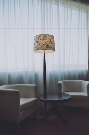 Skrivebord, strykejern/-brett og wi-fi (inkludert)