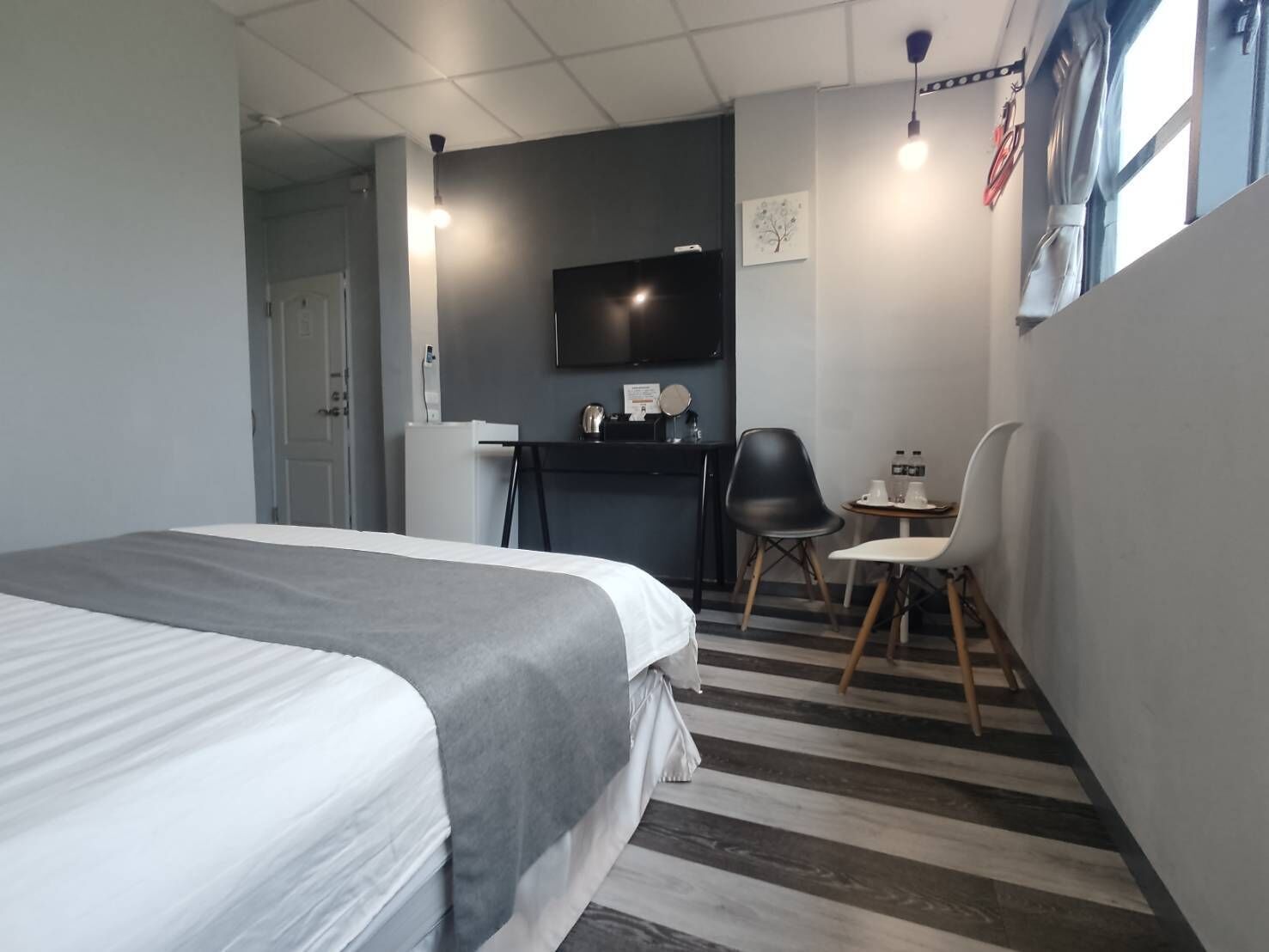 Standard Double Room | Desk, blackout drapes, free WiFi, bed sheets