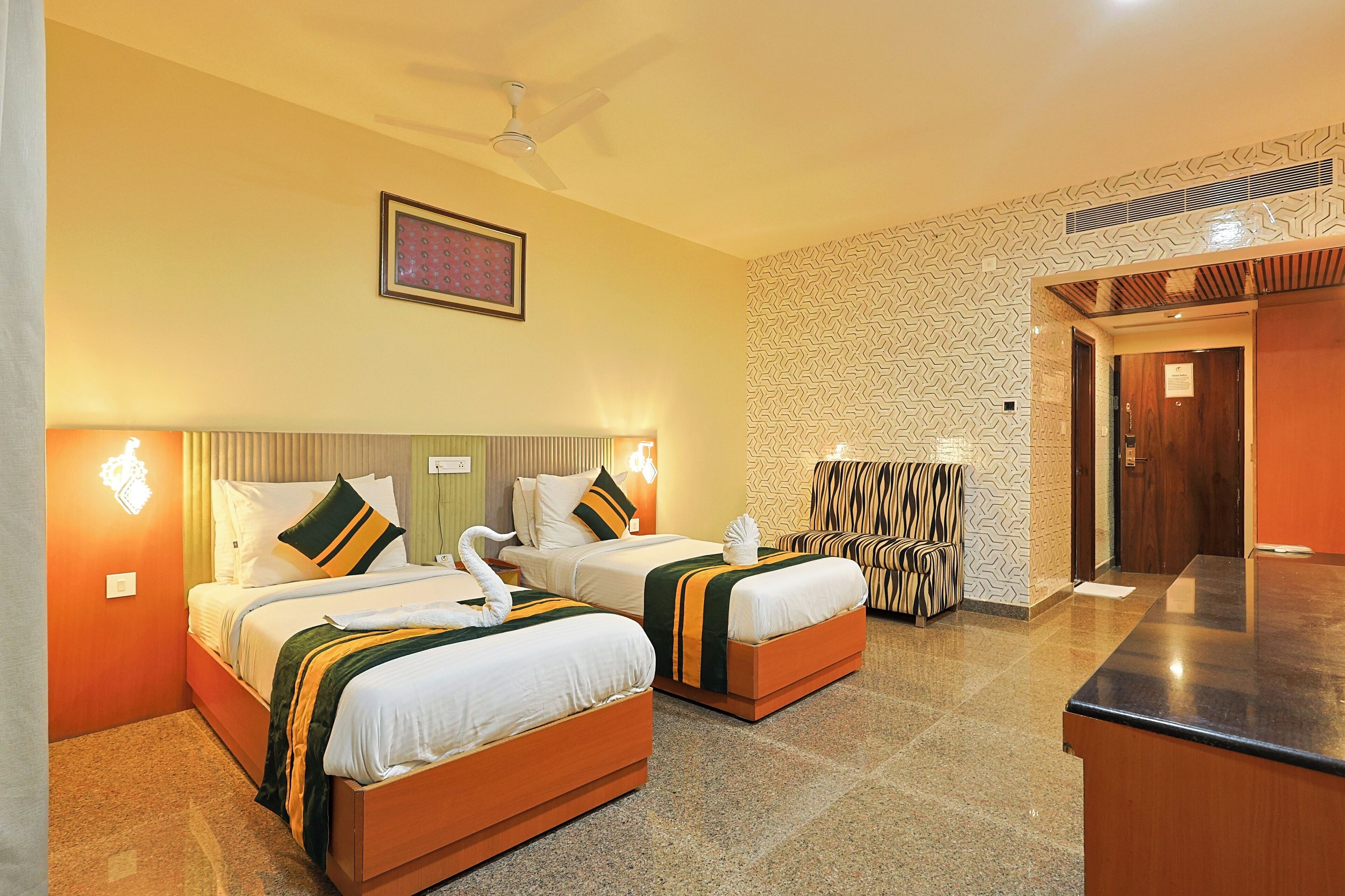 Premium Room | 1 bedroom, premium bedding, minibar, in-room safe