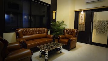 Sala de estar en el lobby