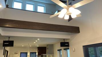 Chalet | Living area