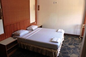 Una cassaforte in camera, tende oscuranti, Wi-Fi gratuito, lenzuola