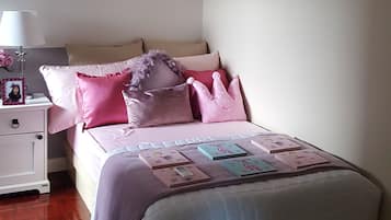 Kamar Standar | Meja kerja dan Wi-Fi gratis