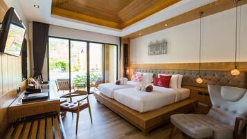 Aurico Deluxe Pool Access | Minibar, in-room safe, desk, blackout curtains