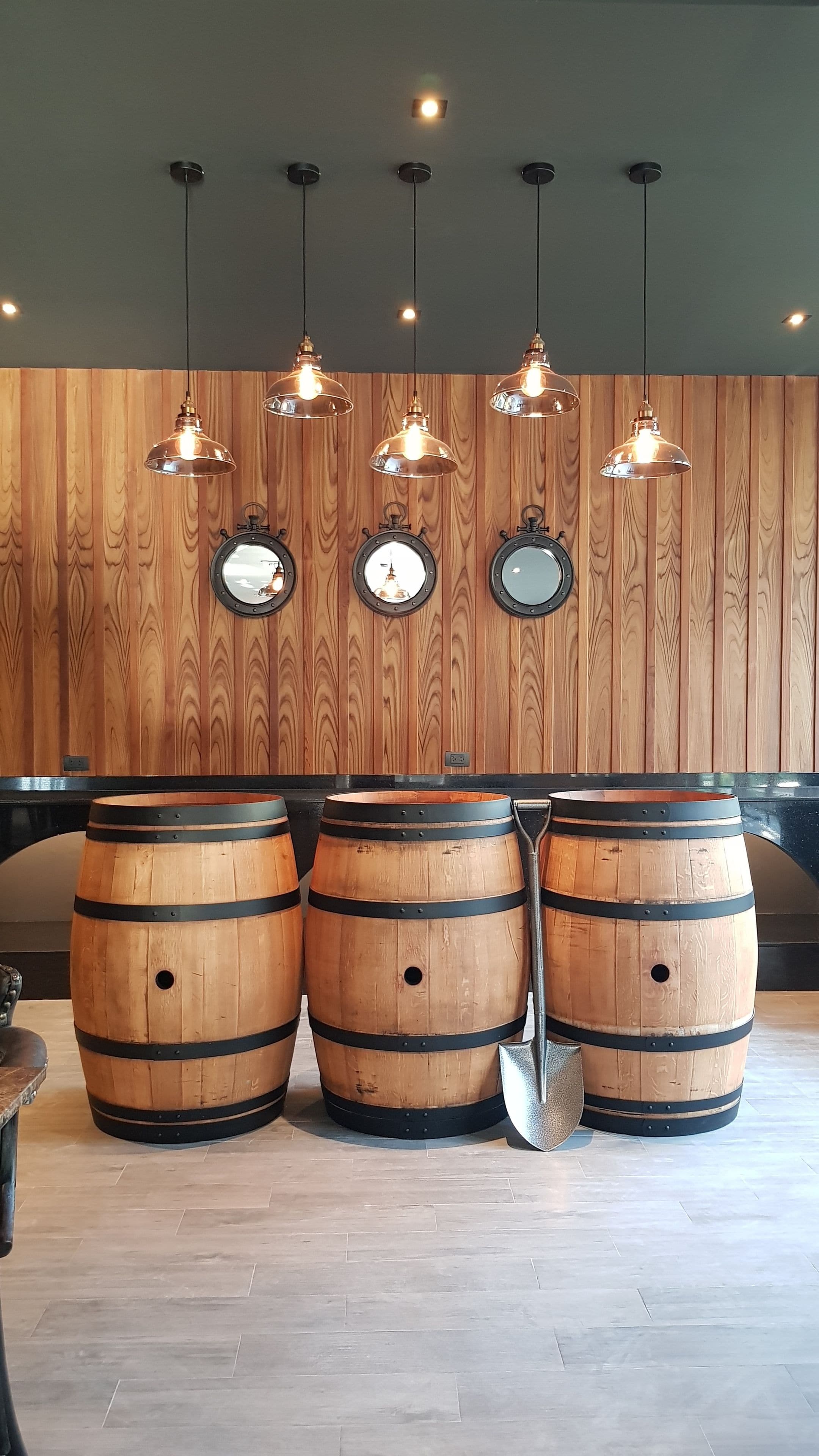 breakfast, lunch, dinner served; thai cuisine