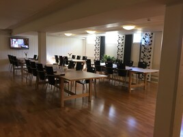 Desayuno bufé gratuito y diario