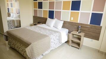 Ropa de cama de alta calidad y minibar