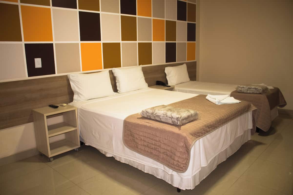 luxury double or twin room, non smoking | premium bedding, minibar, in-room safe, desk