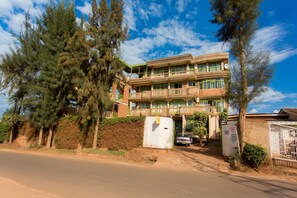 Front of property - Heart Land Hotel (Kigali)