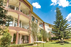 Property grounds - Orient Park Hotel (Kigali)