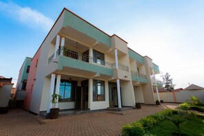 Front of property - Twinview Apartments (Kigali)