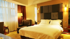 Standard King Room | Minibar, desk, blackout curtains, iron/ironing board (on request) - Qinghai Jianxiang Yixin Hotel (Xining)