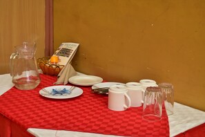 Dining - Tickles Hotel (Nyeri)