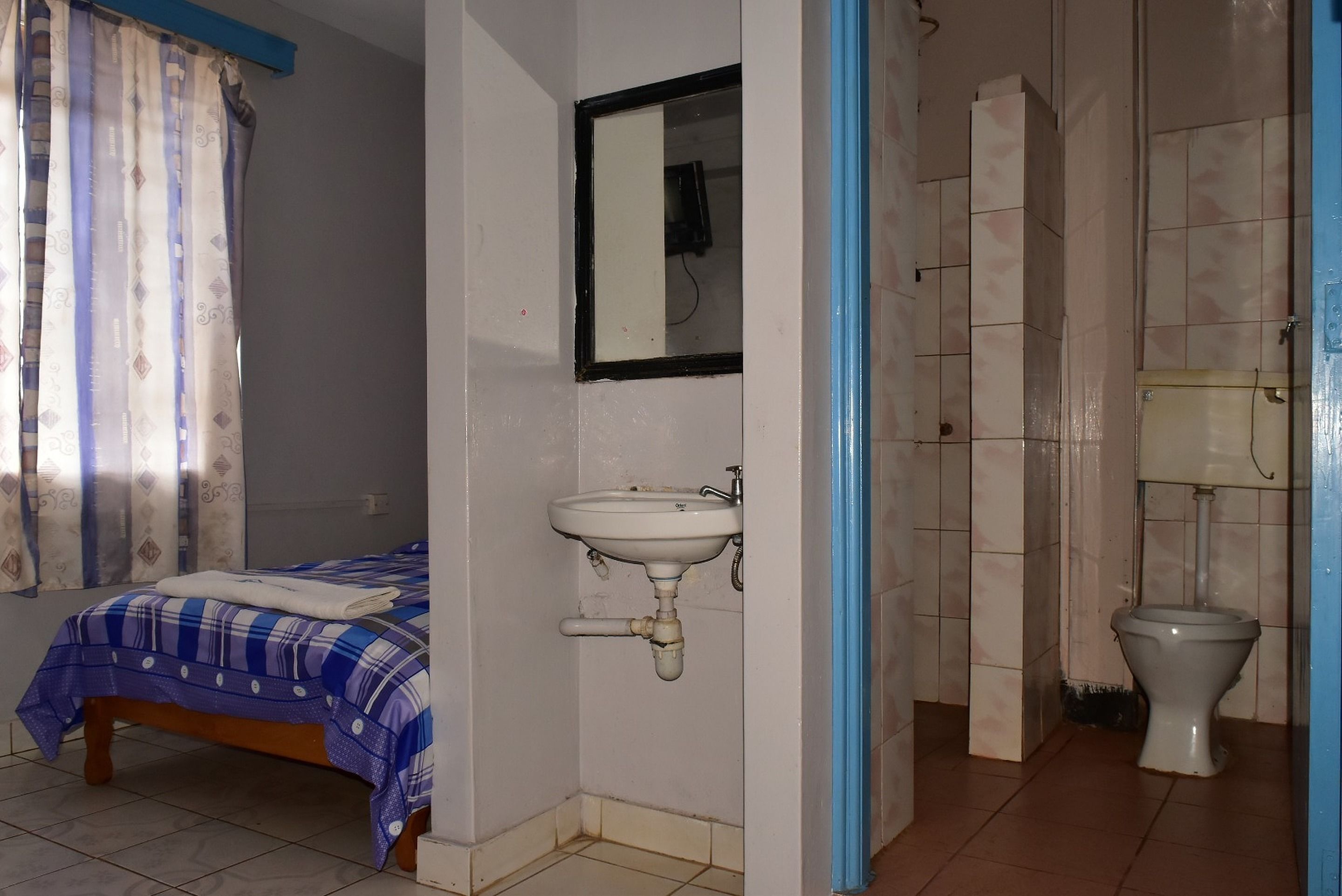 Standard Single Room