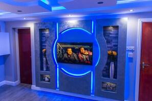 Superior-Suite, mit Bad (Flat 1) | 1 Schlafzimmer, schallisolierte Zimmer