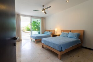 3 BR Exclusive Condo Bosque 103 | Zimmersafe, individuell dekoriert, individuell eingerichtet