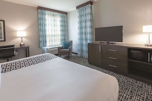 Room, 1 King Bed, Accessible, Non Smoking (Mobility Accessible)