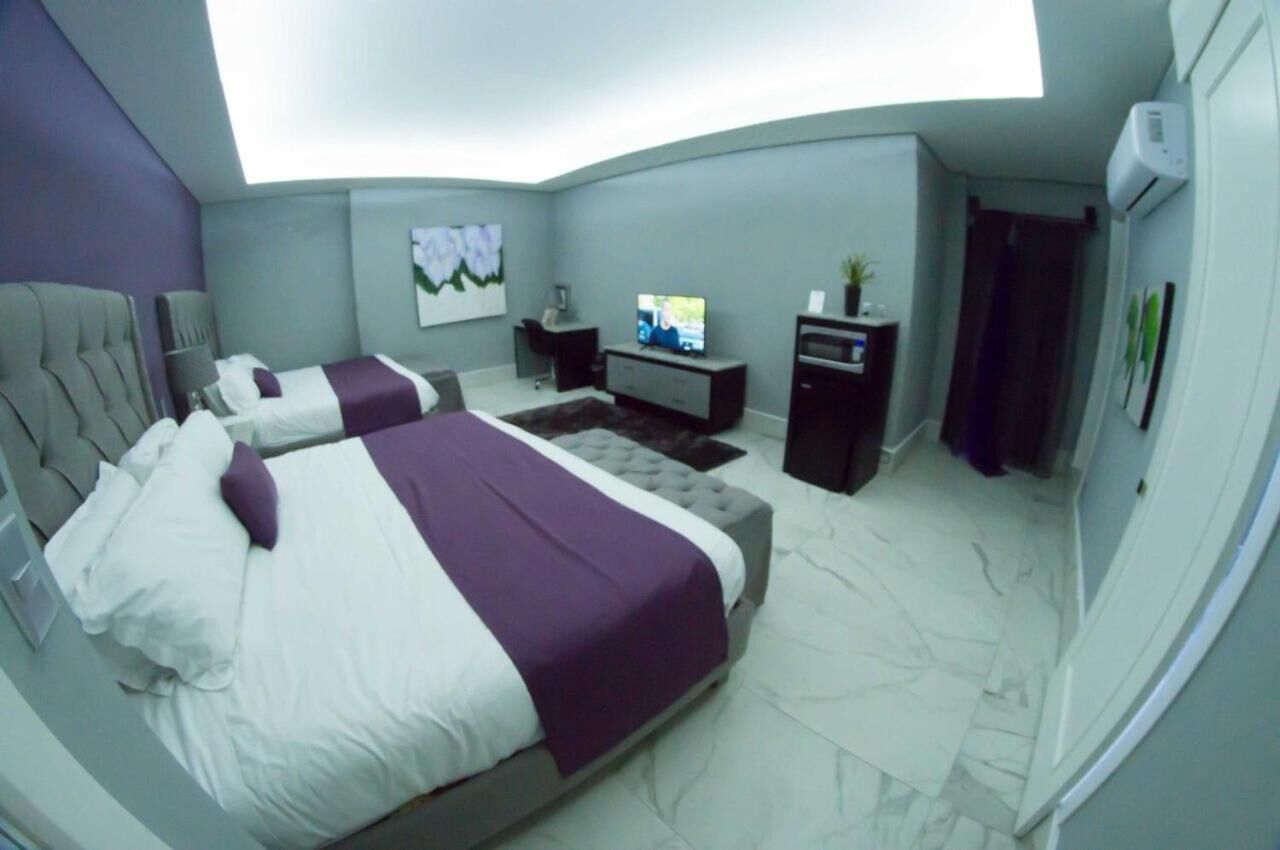 minibar, desk, iron/ironing board, free wifi