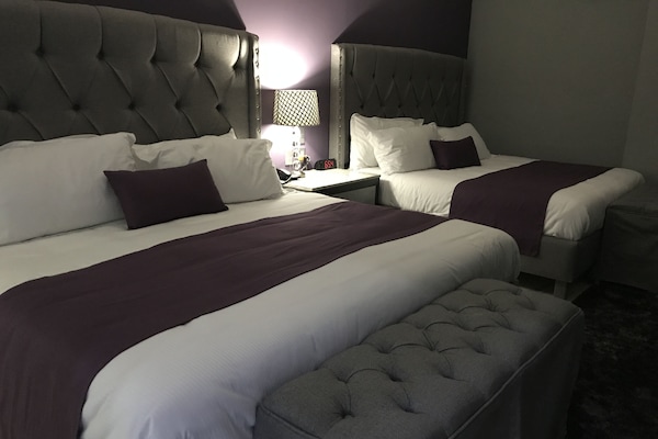 Minibar, desk, iron/ironing board, free WiFi