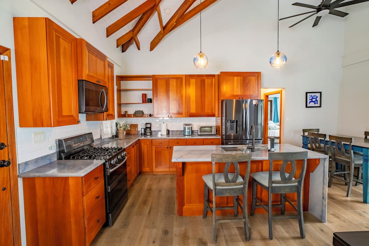 exclusive villa, 3 bedrooms, private pool, ocean view | private kitchen