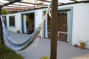 Front of property - Gulliver Youth Hostel - Adults Only (Punta Ballena)