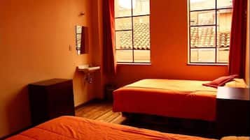 Double Room | Free WiFi, bed sheets