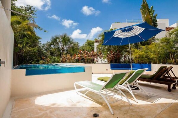 Condo exclusivo, 3 habitaciones, alberca privada | Servicios de la habitación