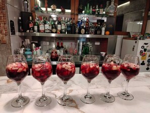 32-吋平面電視、有線頻道、電視