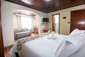 Luxury Studio Suite, Jetted Tub - Pousada do Bosque (Canela)