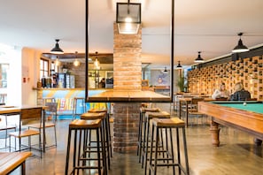 Se sirven desayunos, almuerzos, cenas y cocina fusión