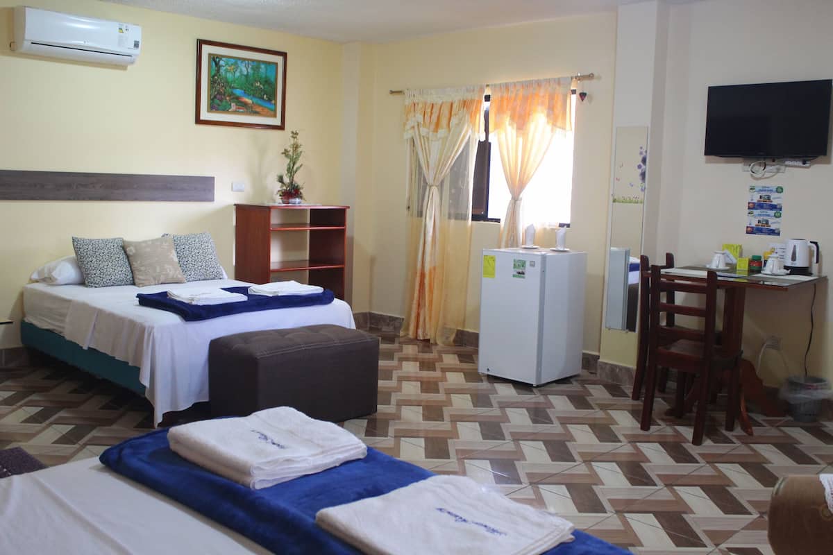 Triple Room, Accessible | Iron/ironing board (on request), rollaway beds (surcharge), WiFi (free)